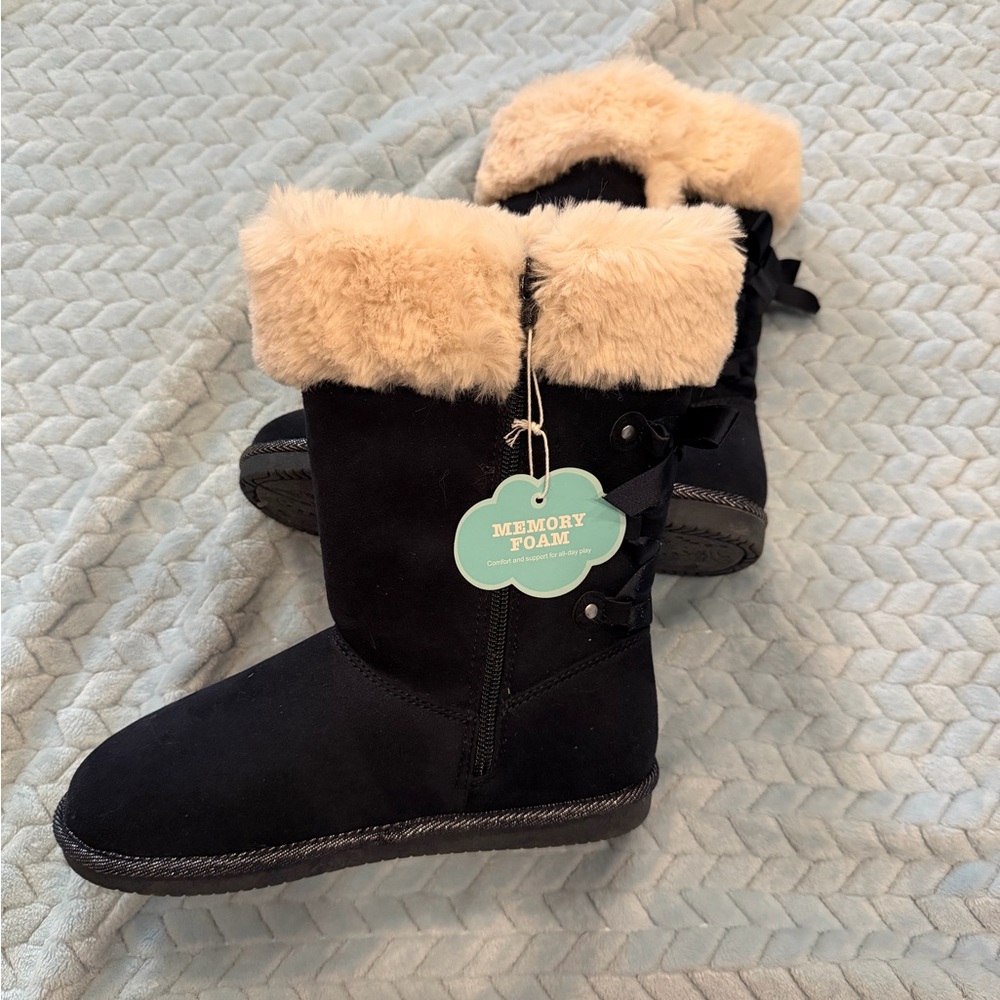 SO Kids Navy Boots with Tan Fur